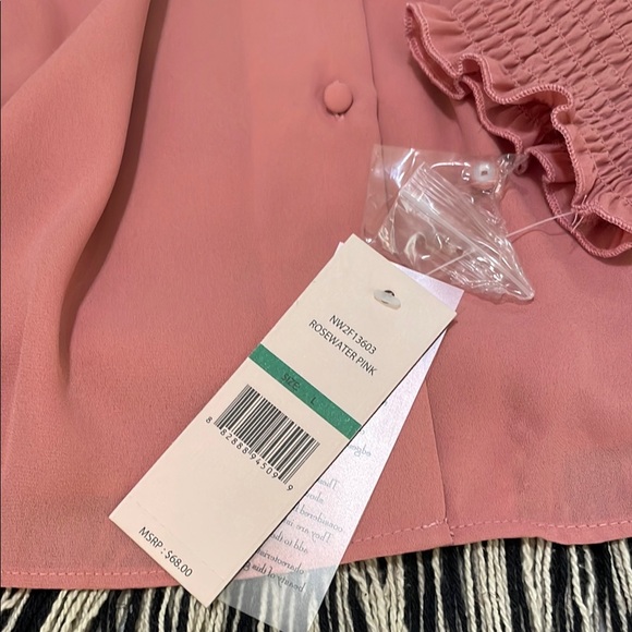 💗NWT💗 Long Sleeve Button Down Blouse - Picture 2 of 9